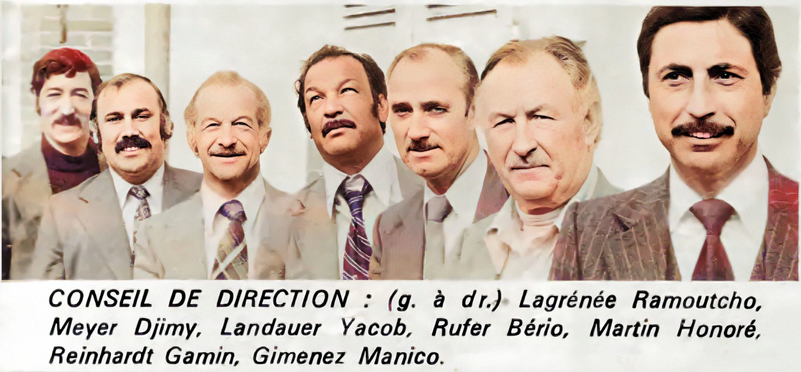 Manico à droite, avec le conseil de direction en 1978